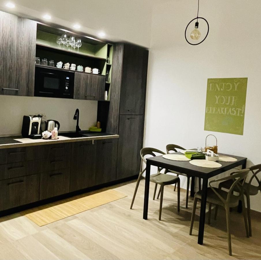 La Titina Sella Hotel Bari Bagian luar foto