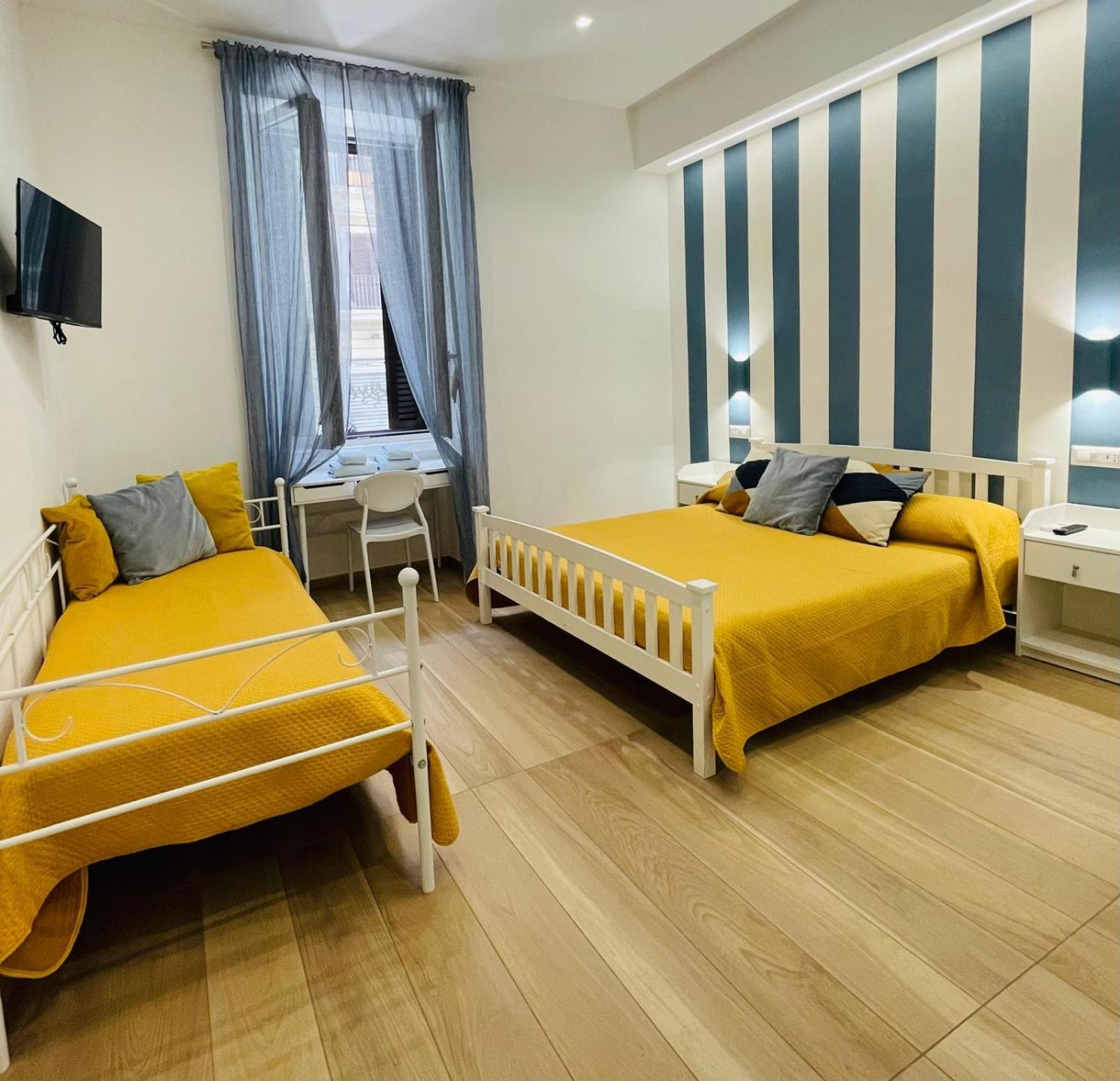 La Titina Sella Hotel Bari Bagian luar foto